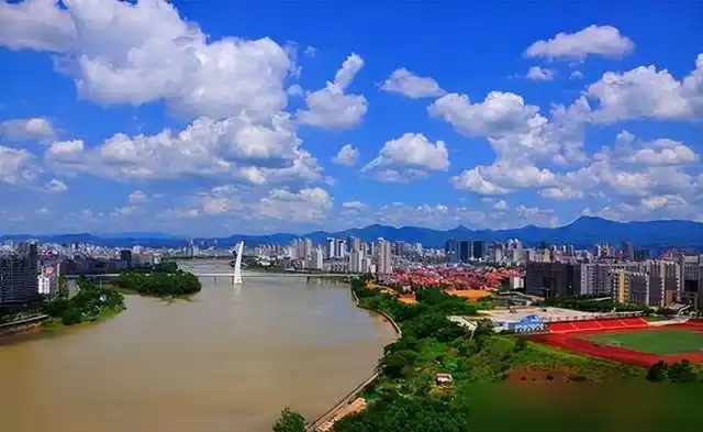 1-6月江西11市实力排名新鲜出炉:上饶194亿,赣州增速亮眼