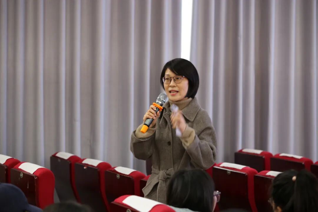 新课标引领新课堂      优质课尽展新素养