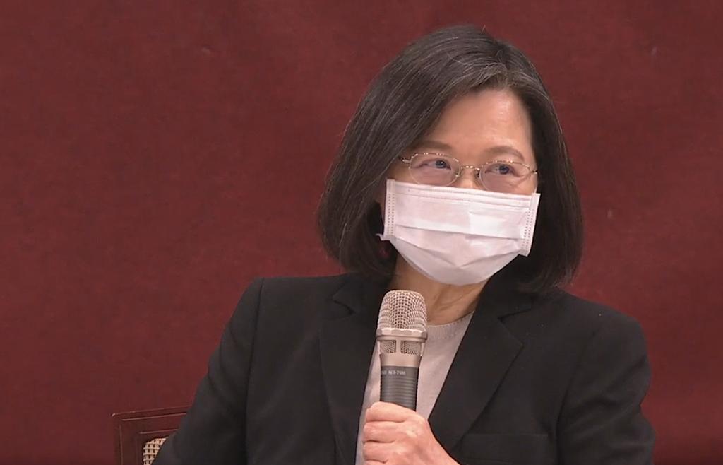 时隔745天,蔡英文公开答记者问!被轰:仍不知“谦卑为何物”
