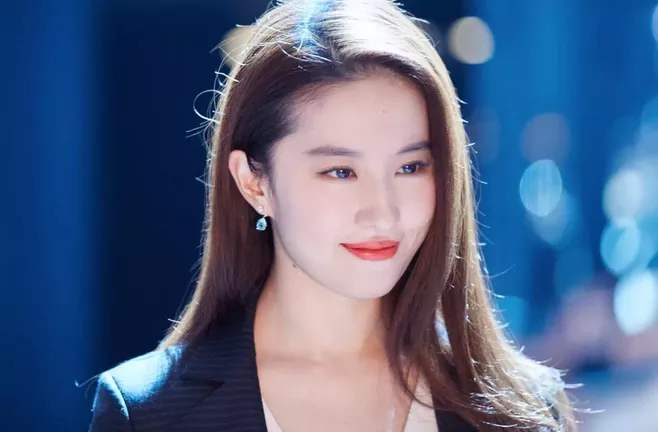 娱乐圈20位低调“富二代”继承家产就一辈子衣食无忧，鸟叔上榜