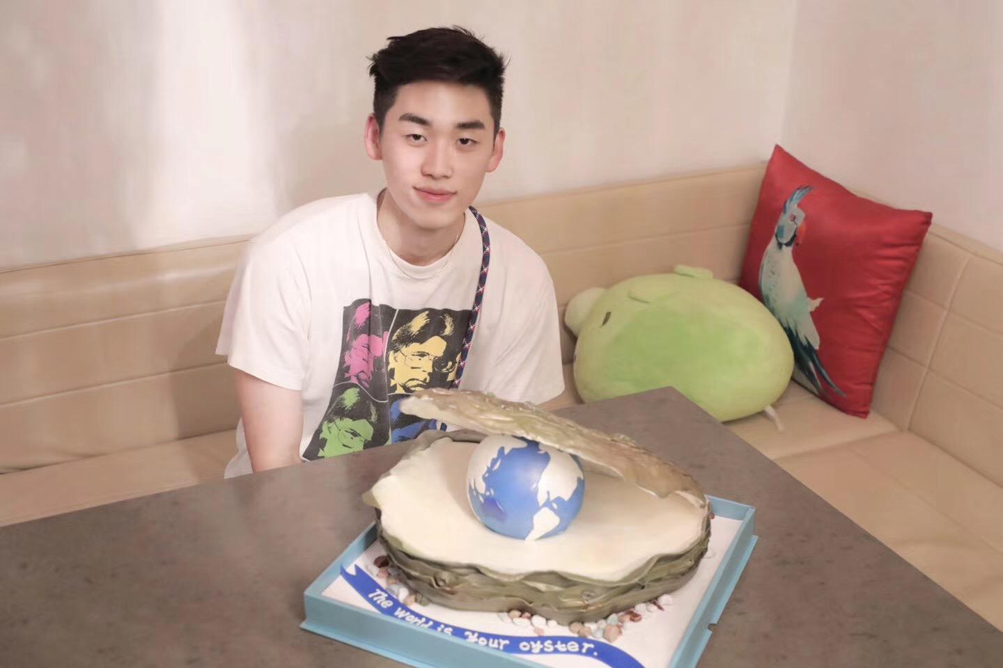 娱乐圈20位低调“富二代”继承家产就一辈子衣食无忧，鸟叔上榜