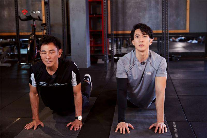 娱乐圈20位低调“富二代”继承家产就一辈子衣食无忧，鸟叔上榜