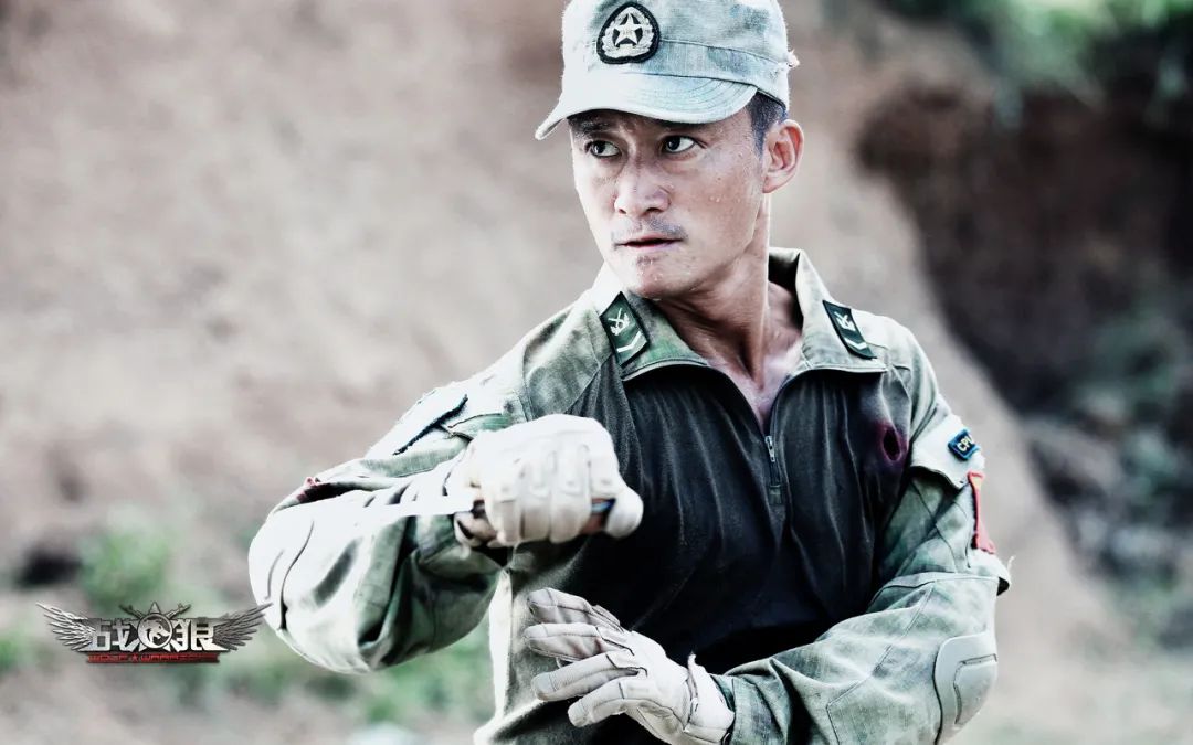 9年29部作品,被第七代导演点名“抢饭碗”,吴京的时代来了吗?