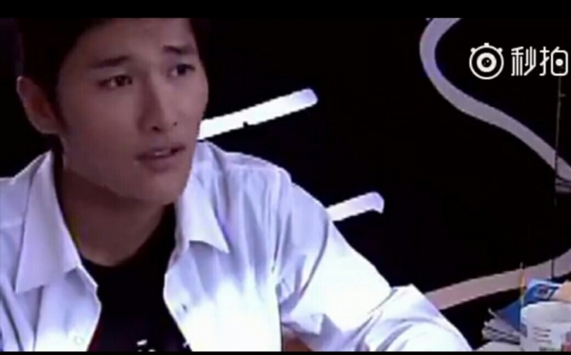 郭敬明的锅为什么要让朱梓骁背? 网友: 心疼这个躺枪的大男孩