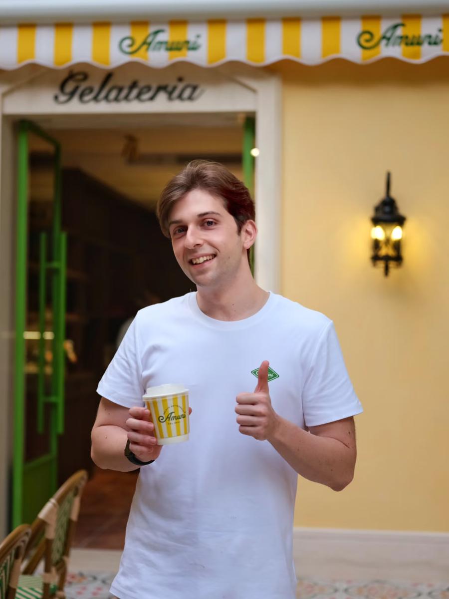 学同传的意大利小伙，为何在上海卖起了冰淇淋丨上海滩上洋掌柜