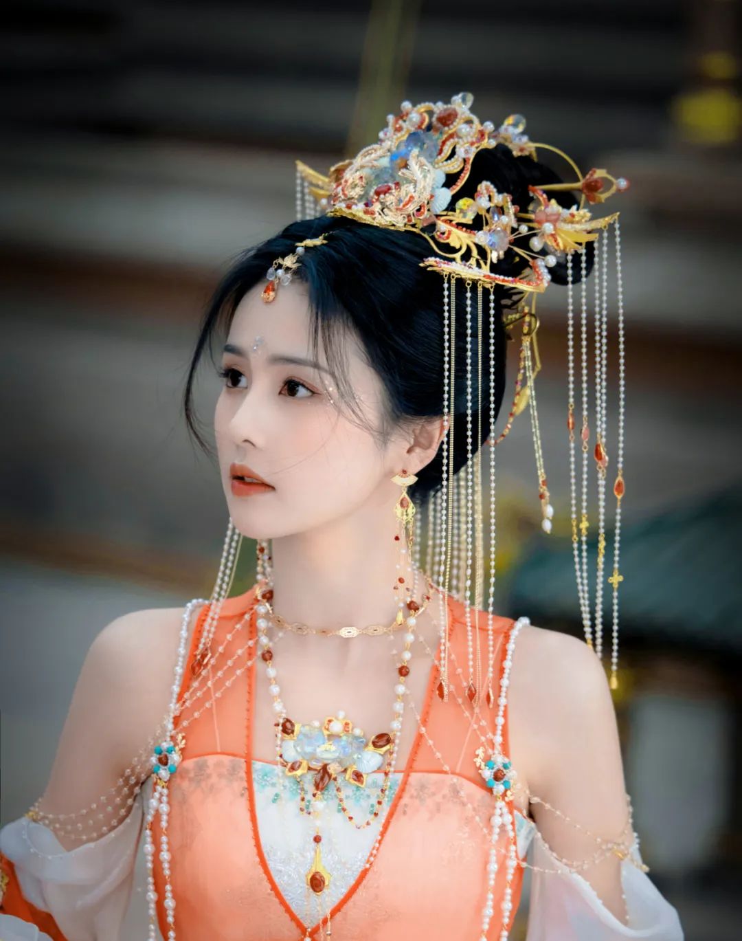 给近三年最火的10部国产剧排个名：《繁花》仅第8，第1名没有争议