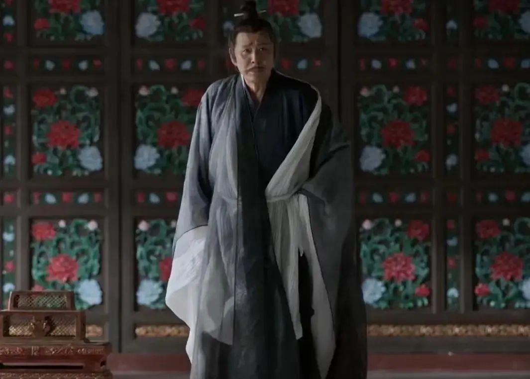 给近三年最火的10部国产剧排个名：《繁花》仅第8，第1名没有争议