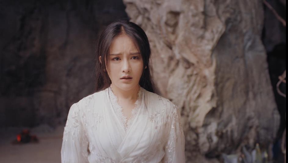 看了10分钟“倩女幽魂”大电影，我如鲠在喉，如芒刺背，如坐针毡