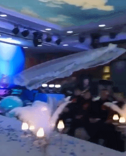 中式婚礼火遍全球!华丽梦幻有排面,国外网友:我也想整一个