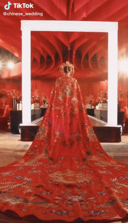 中式婚礼火遍全球!华丽梦幻有排面,国外网友:我也想整一个