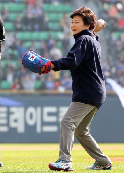 各国领导人都穿什么鞋？