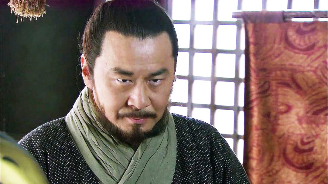 同样是演“曹操”，陈建斌和鲍国安放在一起看，差距就出来了