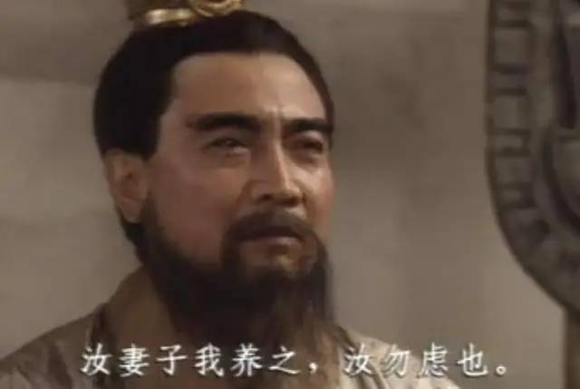 同样是演“曹操”，陈建斌和鲍国安放在一起看，差距就出来了