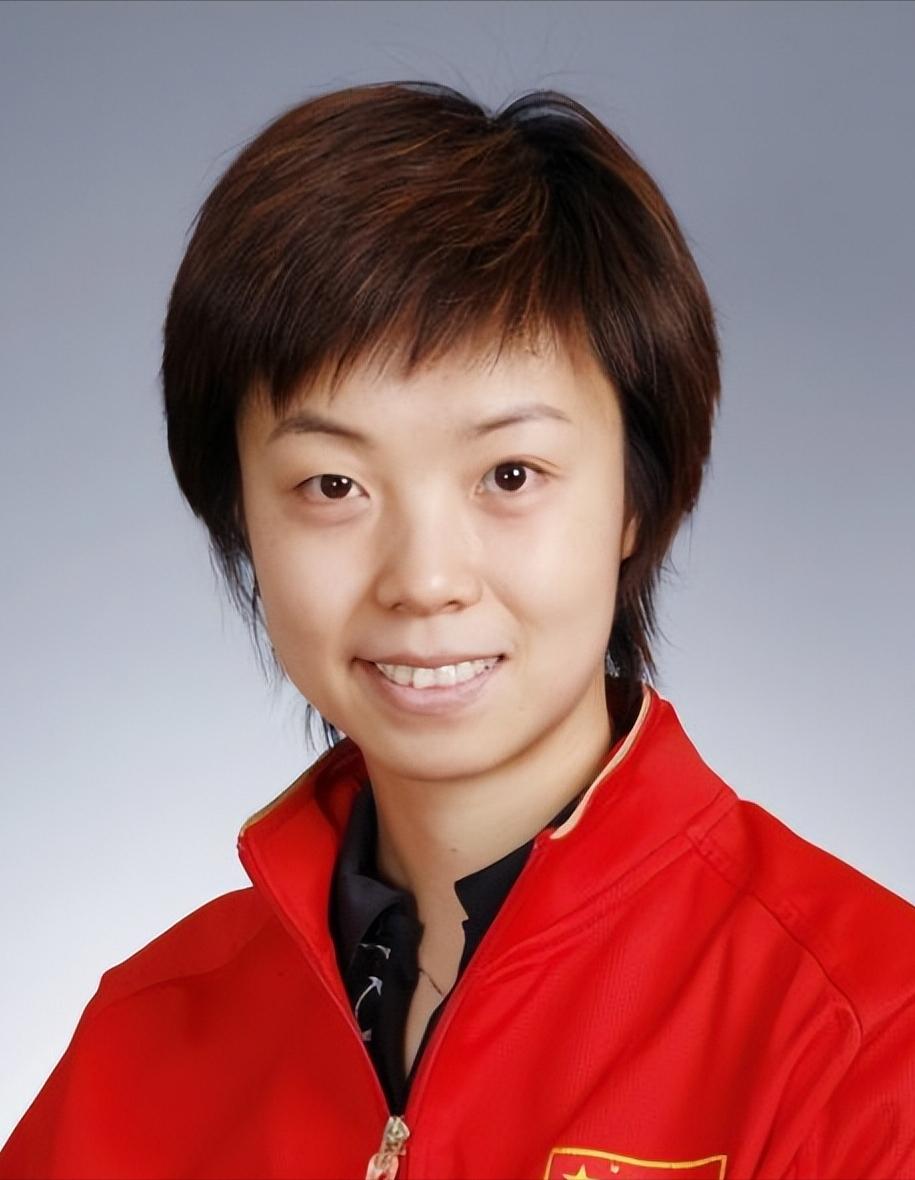 富商徐威:与12年女友袁立分手,转身娶了张怡宁,全靠岳母撑腰