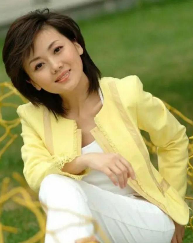 央视著名主持人柴璐：追梦路上有眼泪，曾公开征婚，46岁仍未婚
