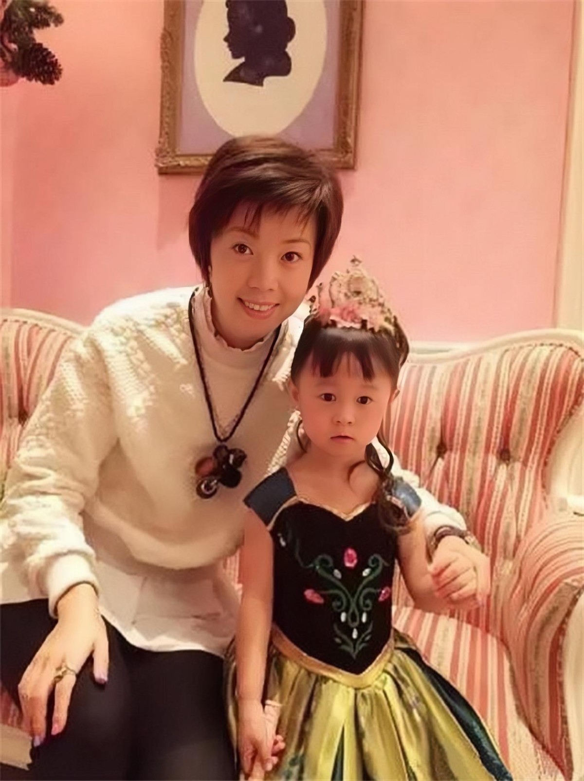 17年后，再看徐威，才明白他当年为何离开袁立娶世界冠军张怡宁