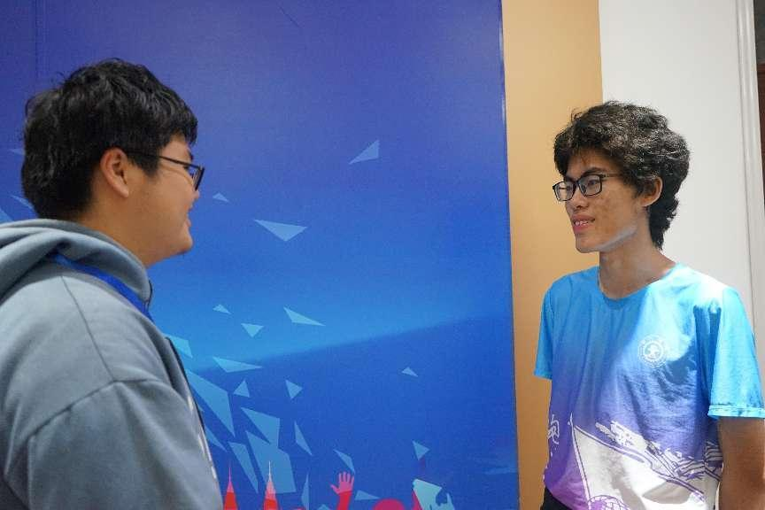 校运会参赛健儿：风起朝气盛，青年正拼搏