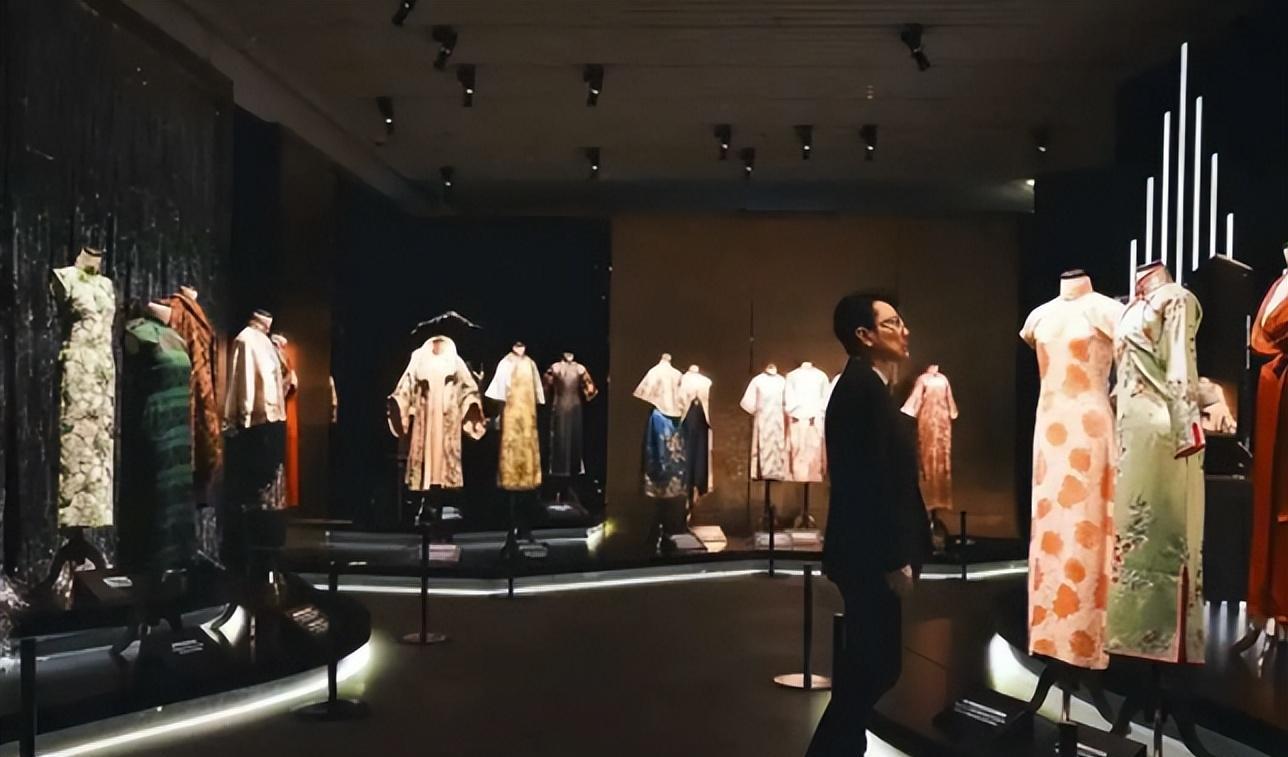 唱歌只是副业？“情歌王子”张信哲，低估你了