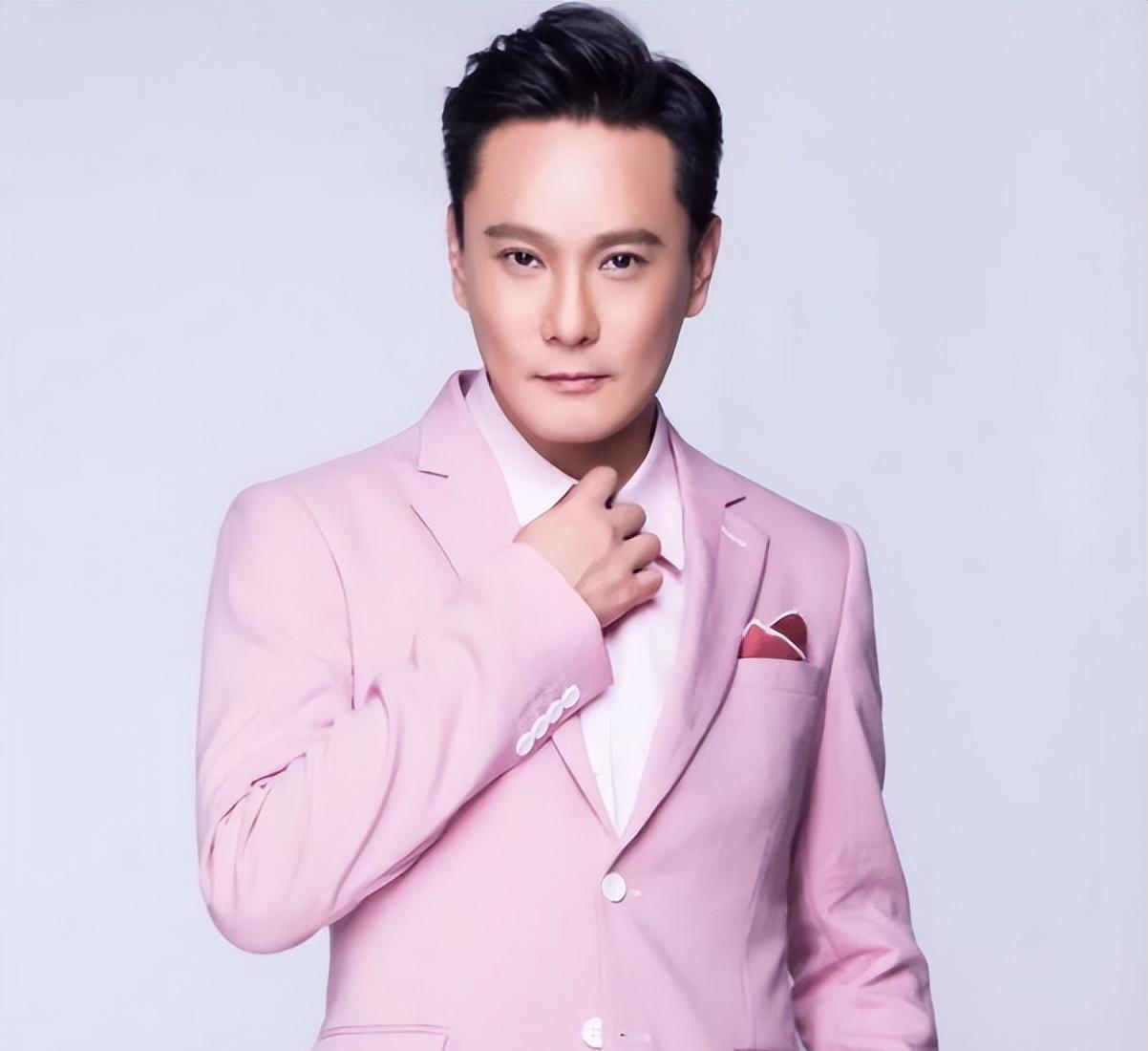 唱歌只是副业？“情歌王子”张信哲，低估你了