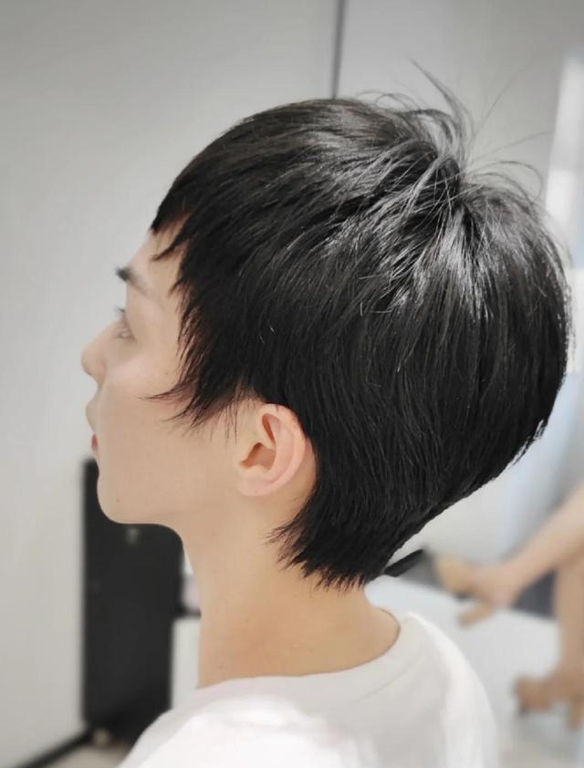 这三种发型,女生剪后不后悔的短发。很有高级感十分好看