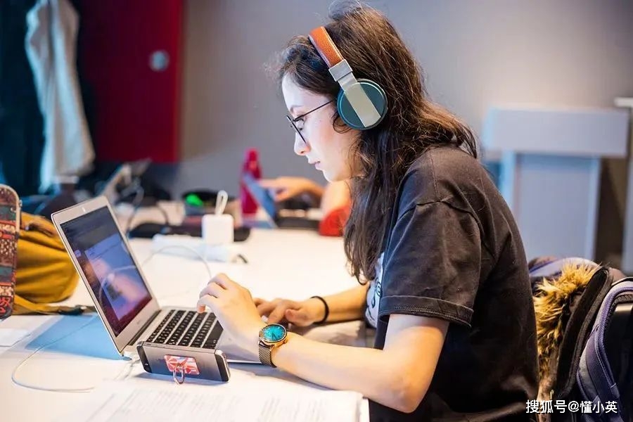 雅思全新推出视频通话口语考试服务，考生该如何高效备考？