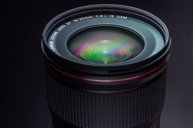 相机镜头买新还是二手？不同预算的最优选择藏在这