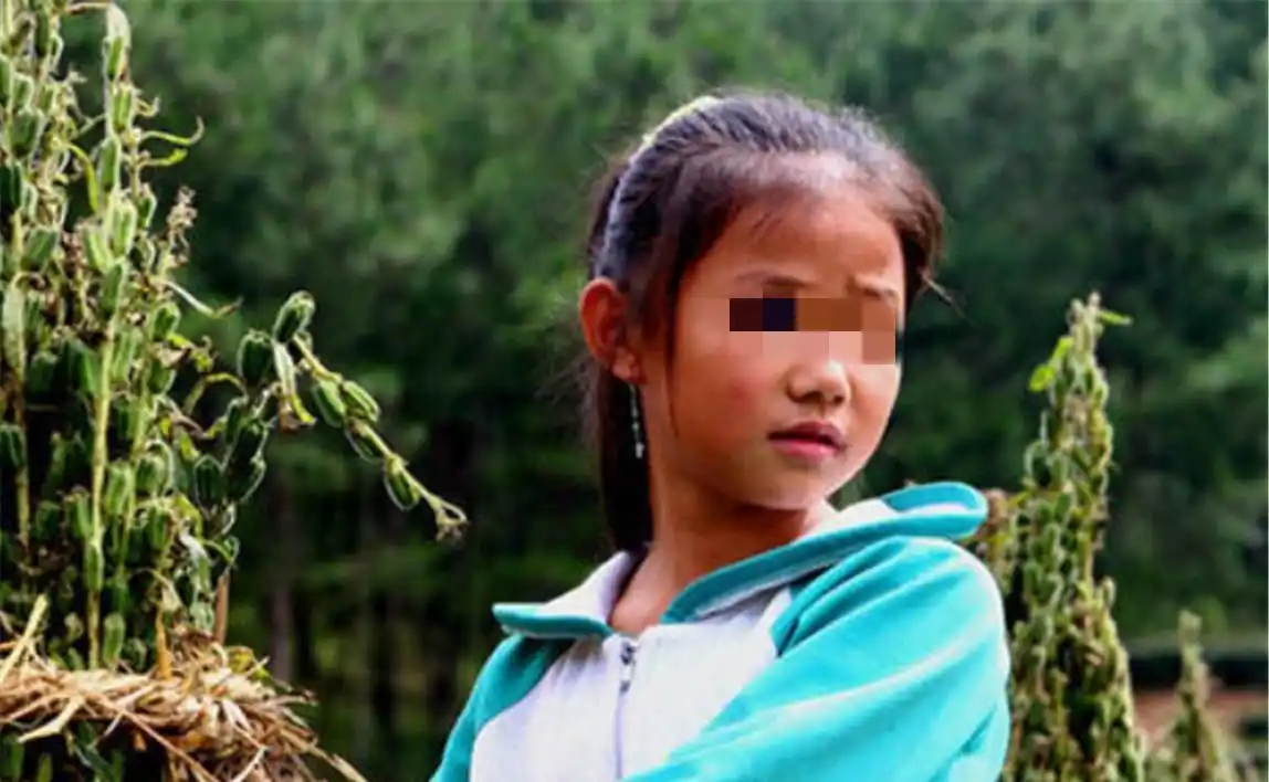 2002年，山东老汉因女儿拒绝为弟弟买房怒下杀手，直言：她该死