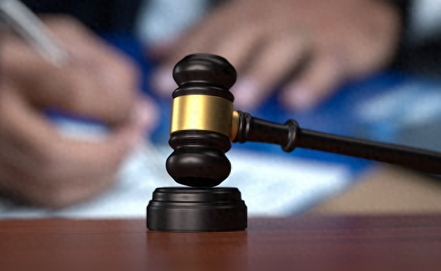 “不是你撞的,干嘛去扶?”引发争议的彭宇案法官,现在怎么样了