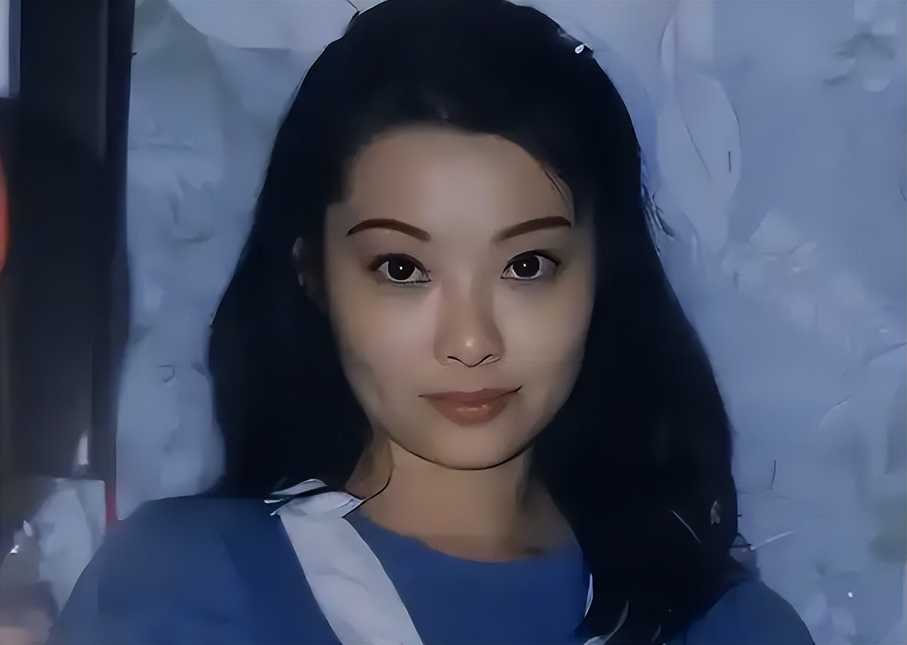 袁立与他同居12年,将美好的年华都给了他,他却选择和张怡宁结婚