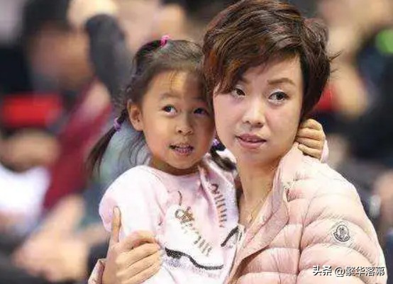 徐威宠了袁立12年，为何转身娶了世界冠军张怡宁？