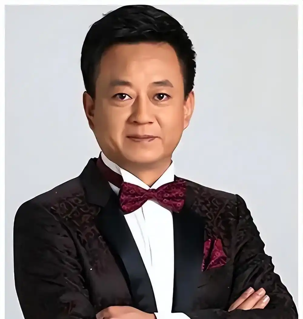 99 年新面孔亮相央视！那些年陪伴我们的央视主持去哪儿了？