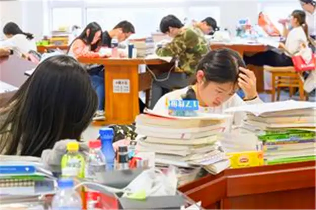 教育部新政:研究生分流退出机制,一文了解为孩子收藏!