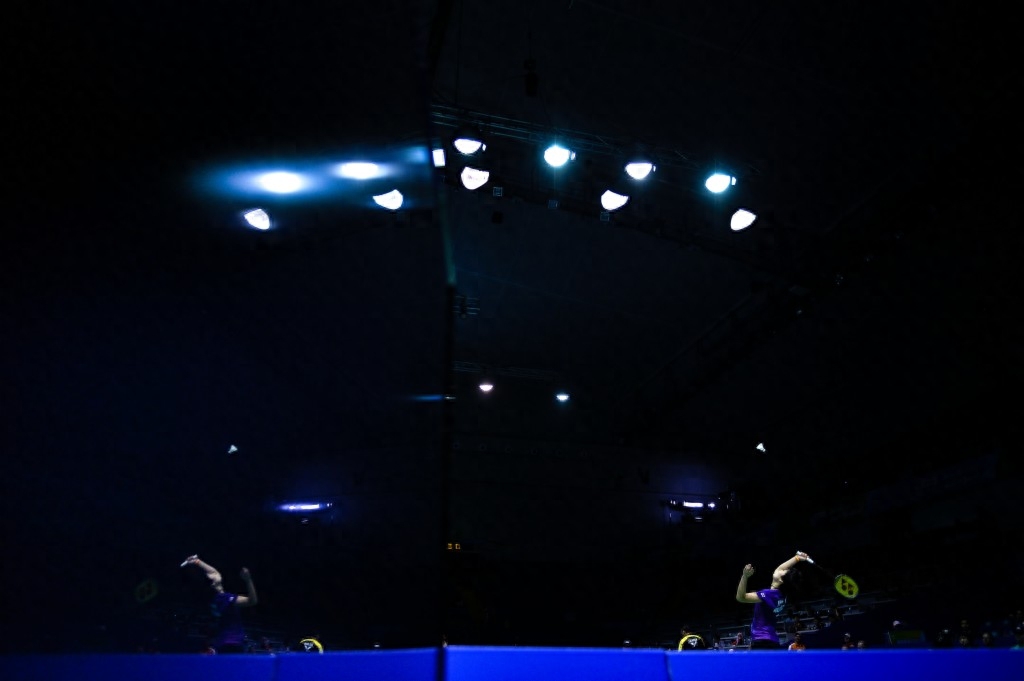 羽毛球——尤伯杯：挑战“自我”