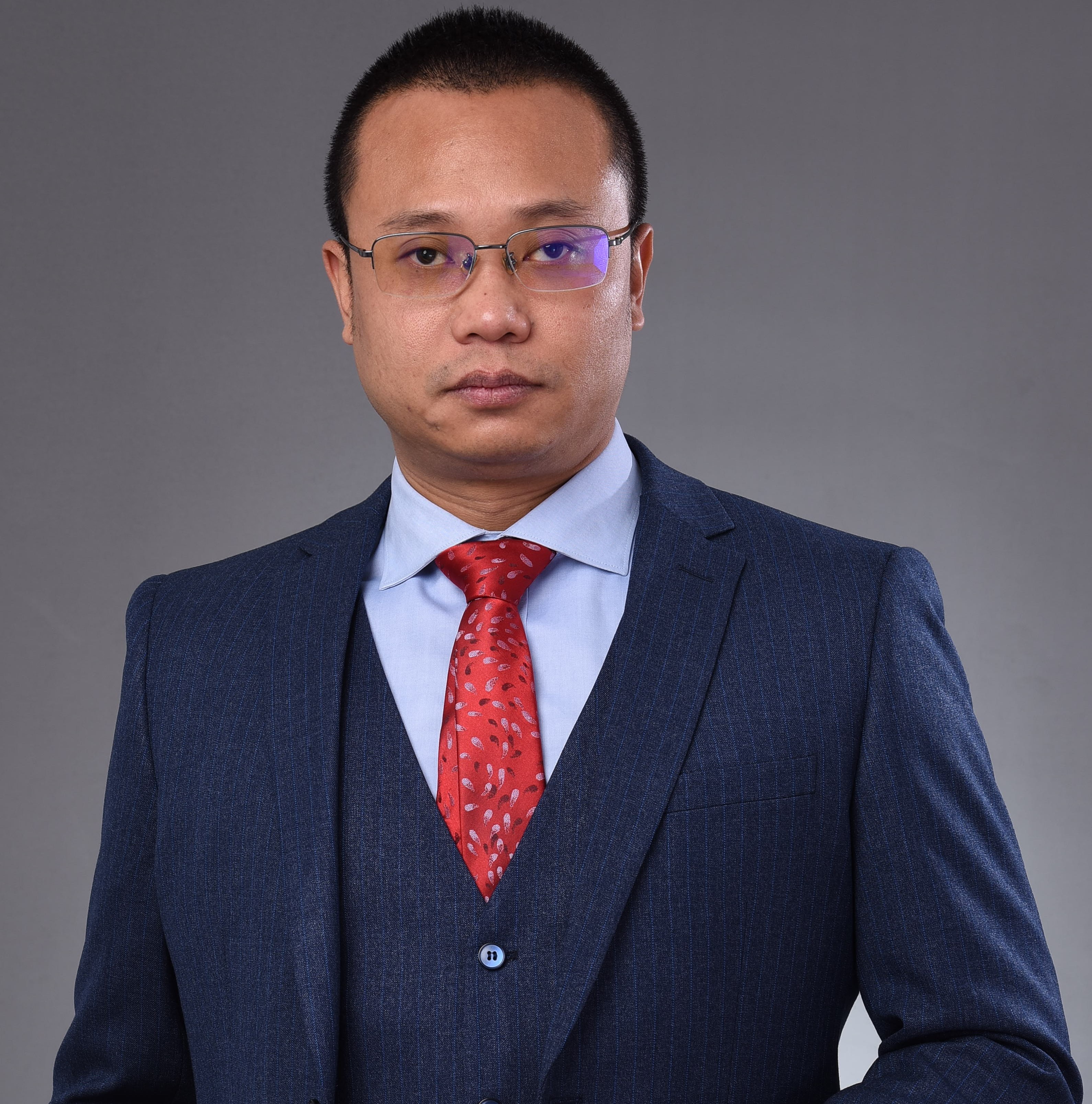 成都故意伤害罪辩护律师｜钟毅律师，十六年深耕人身类刑事辩护