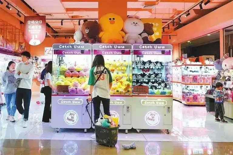 在深圳，“抓娃娃”有多火！