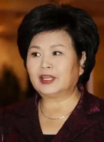 回顾邢质斌：与丈夫相守50年，罗京离世后自请离职，如今怎样了