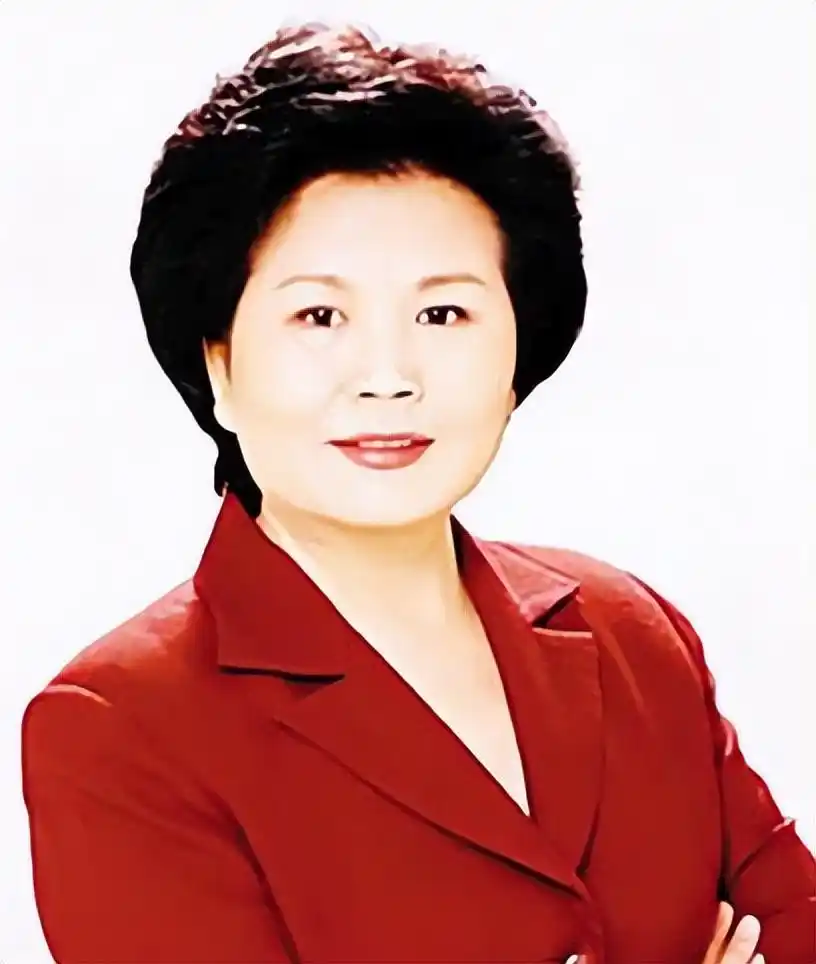 回顾邢质斌：与丈夫相守50年，罗京离世后自请离职，如今怎样了