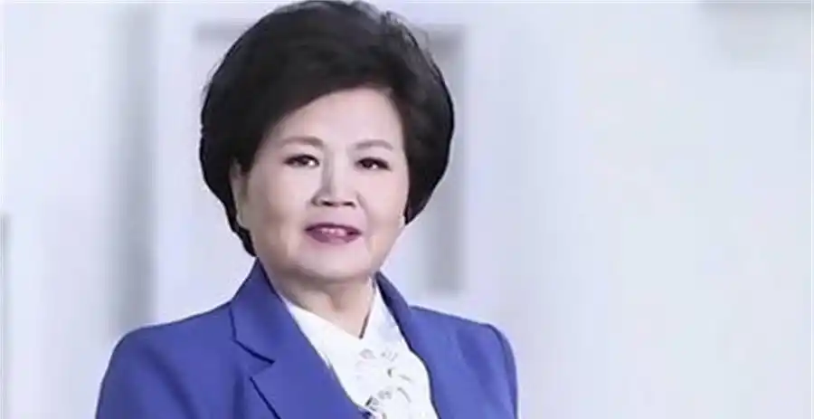 回顾：邢质斌鲜少露面，与初恋丈夫共度一生，退休后生活近况引关切