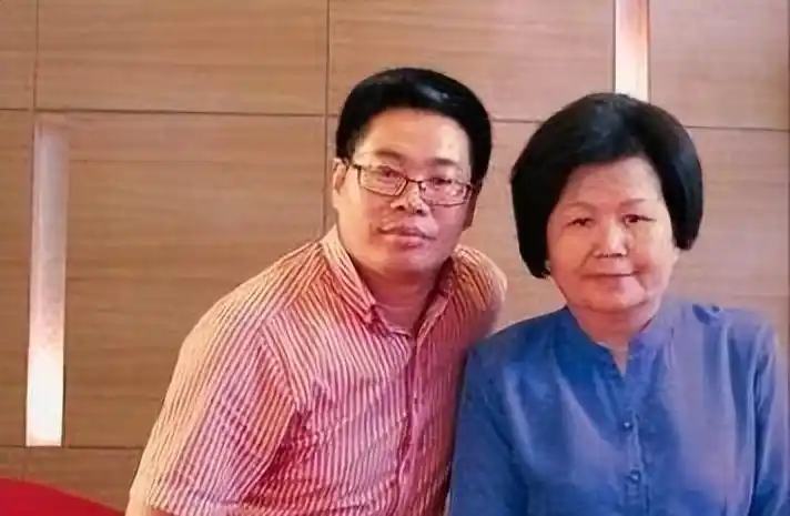 回顾：邢质斌鲜少露面，与初恋丈夫共度一生，退休后生活近况引关切