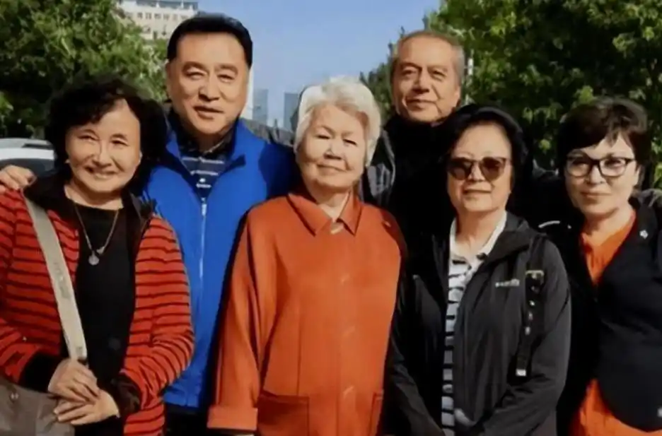 央视著名主持邢质斌：扎根央视35年零失误，退休后近况如何？