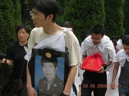 2005年湖北杀妻案佘祥林沉冤得雪，出狱后表示：不能适应正常人生活