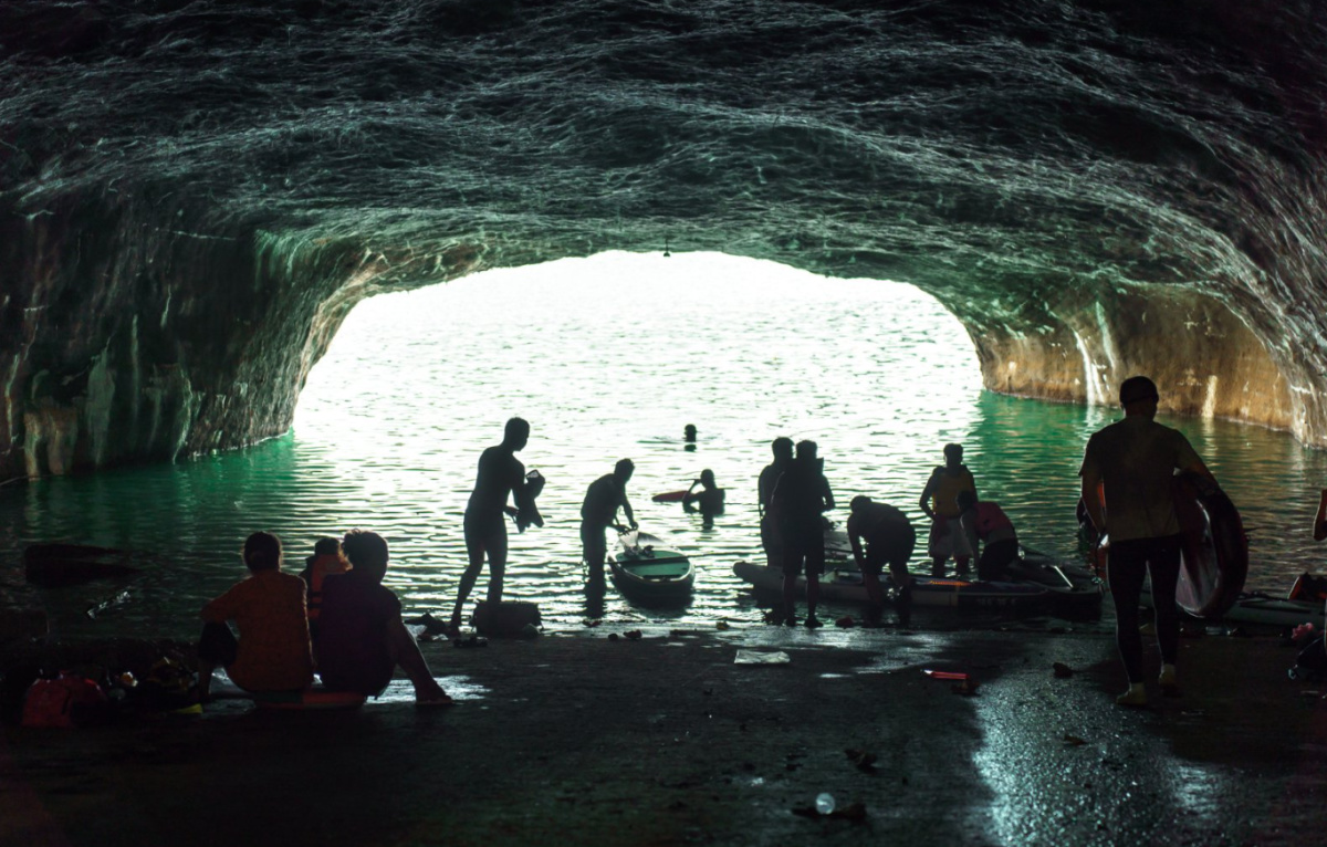 水下机器人实拍长沙网红野泳矿坑，画面令人心惊！救援人员：若溺水，救援非常困难！