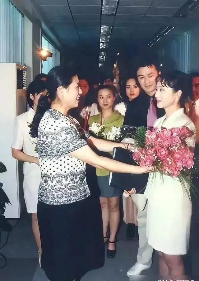 琼女郎赵丽娟：靠“令妃”大火，为演令妃痛失孩子，如今后悔吗？