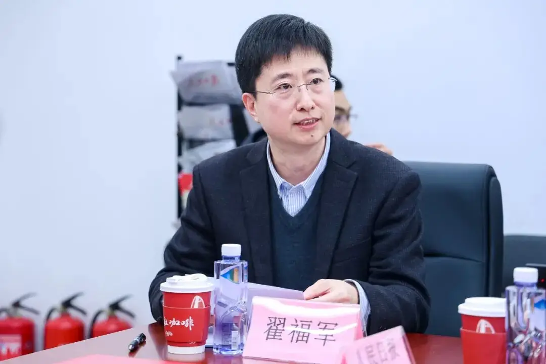 从“协议”到“续章”：一场持续三年仍将继续的校媒双向奔赴