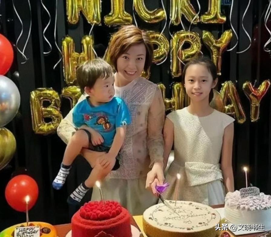 富商徐威：与12年女友袁立分手，转身娶了张怡宁，全靠岳母撑腰