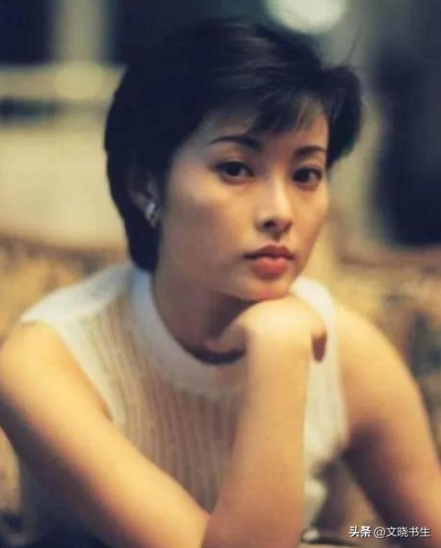 富商徐威：与12年女友袁立分手，转身娶了张怡宁，全靠岳母撑腰