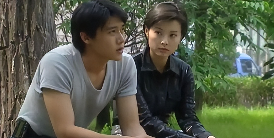 身价300亿富商徐威，宠袁立12年，为何转身迎娶奥运冠军张怡宁？