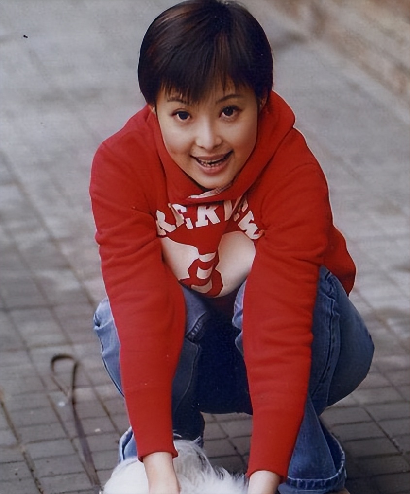 身价300亿富商徐威，宠袁立12年，为何转身迎娶奥运冠军张怡宁？