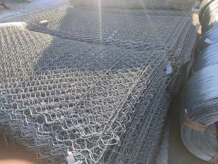 山东边坡格宾护垫报价,雷诺护垫