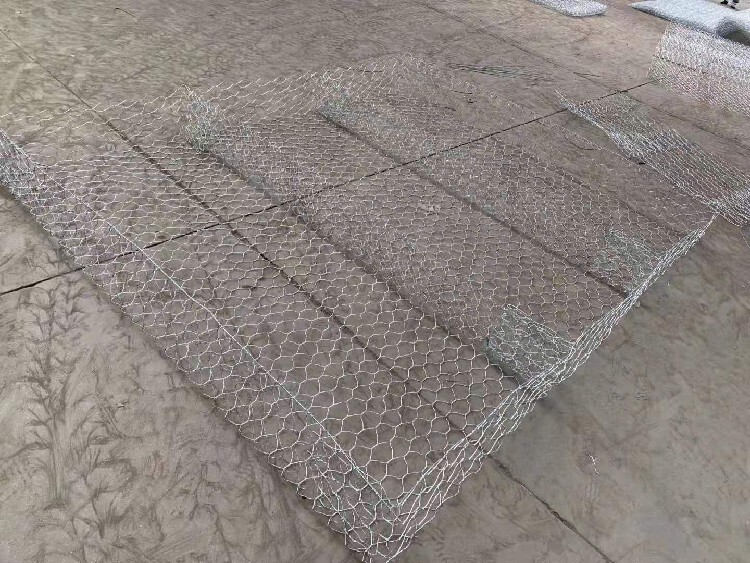 山东莒县护坡雷诺护垫多少钱一平米？